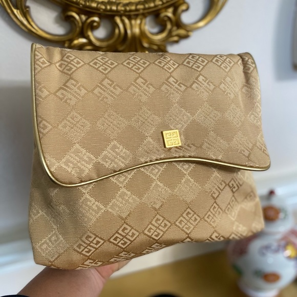 Givenchy Organza Cosmetic Bag - Picture 9 of 10